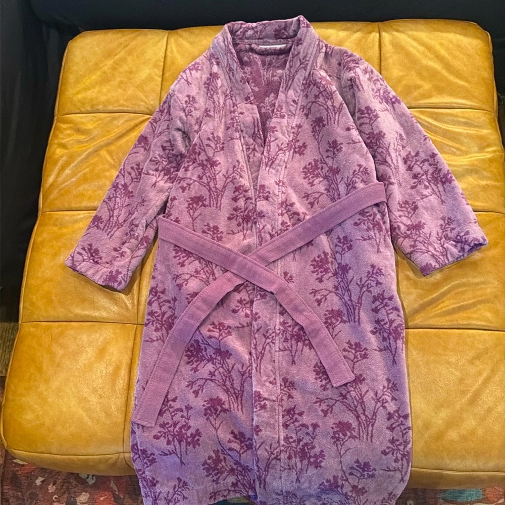 Anne de Solene bathrobe women’s size M Like New